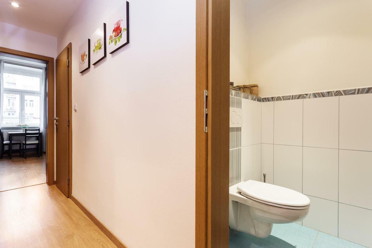 Perunova Apartments Praha Bagian luar foto