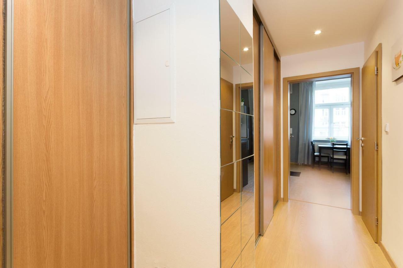 Perunova Apartments Praha Bagian luar foto